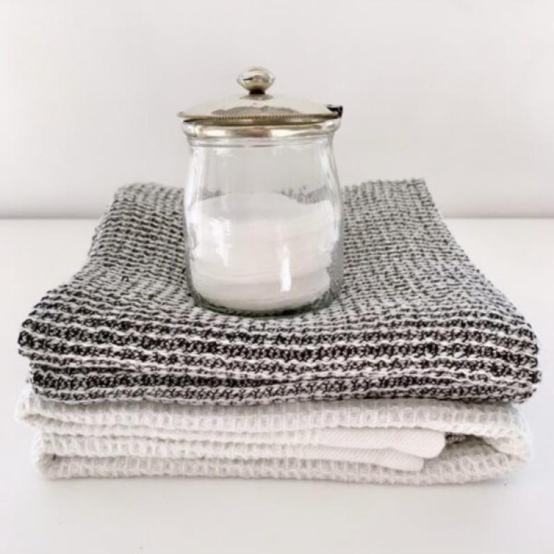 POT EN VERRE COUVERCLE  METAL BB16903